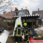 T1 – Gefahrenabwehr: Dachblech drohte davonzufliegen